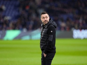 Kdo bude novým trenérem Tottenhamu? Spurs sní o příchodu De Zerbiho, v záloze je Dyche