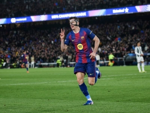 Barcelona nakonec možná přeci jen nabídne Lewandowskimu novou smlouvu. Čeká ho role žolíka