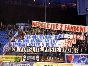 Fanoušci Baníku jsou v Praze, problémy byly jen s jízdenkami