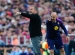 Barcelonu čeká obtížná odveta proti Atléticu v Lize mistrů. Trenér Flick se obává kondice svých svěřenců