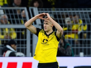 Schlotterbeckova věrnost Dortmundu: Nová smlouva s jasným vzkazem pro Bayern