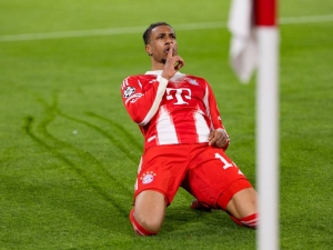 Hrdina Michael Olise srazil Real Madrid na kolena. Po utkání si do Španělů pořádně rýpnul.