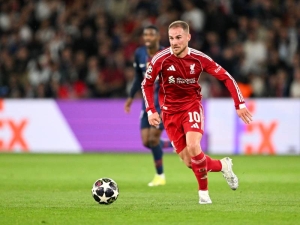 Velké letní manévry. Real Madrid usilovně hledá dirigenta zálohy, ve hře je hvězda Liverpoolu