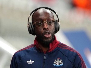Konec po jedné sezoně? Newcastle plánuje prodat Wissu. Počítá i s obří finanční ztrátou