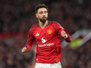 Paul Pogba brání Bruna Fernandese: V jiném klubu by útočil na Zlatý míč
