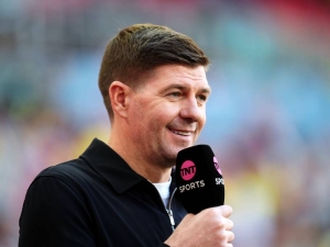 Šokující návrat do Anglie? Gerrard je hlavním kandidátem na lavičku Burnley