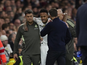 Eder Militao bude chybět až 4 měsíce, přijde o mistrovství světa