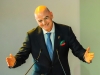 Infantino šokoval: Za vstupenku na finále MS za 2 miliony dolarů vám osobně přinesu hot dog i colu