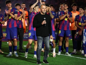 „Byl to pro mě těžký den.“ Hansimu Flickovi po vítězství Barcelony v La Lize ukápla slza