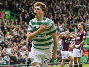 Skotská pohádka je u konce. Hearts v titulovém zápase padli se Celticem, který slaví