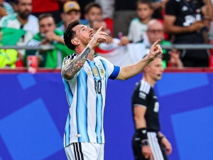 Lionel Messi překonal další rekord. Je nejstarším střelcem hattricku před Cristianem Ronaldem
