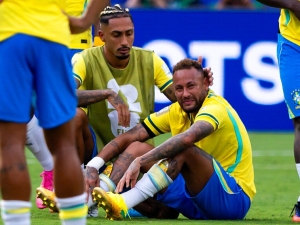 Neymar ukončil reprezentační kariéru. O důstojný konec se ale připravil sám