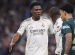 Místo padáku nová smlouva: Real Madrid si pojistí Tchouaméního na dalších 5 let