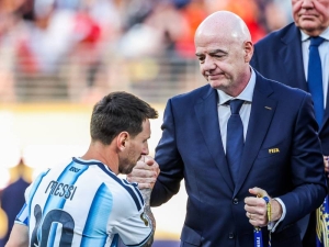 Skandál na nejvyšších místech: Uniklý dopis šéfa FIFA Infantina vychvaluje Argentinu