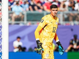 Manchester United hledá novou konkurenci pro Lammense. Kdo je Orlando Gill?