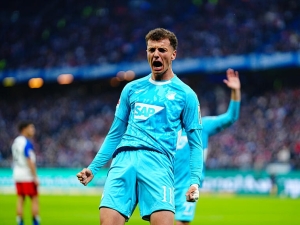 Kometa loňské sezóny Bundesligy podepíše v Lipsku. Pomůže to i Hložkovi