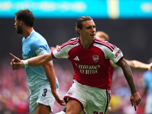 Arsenal má první trofej v sezóně. Ve Wembley přejel Marescův Manchester City