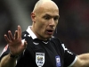 Howard Webb podporuje zavedení videotechnologií ve fotbale