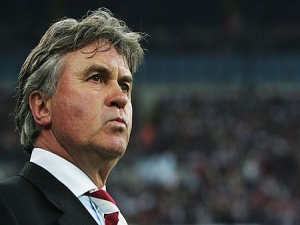 Hiddink v Chelsea jako technický poradce