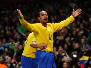 Robinho by v AC Milán mohl nahradit Ronaldinha
