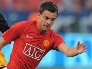 Gibson prodloužil smlouvu s Manchesterem United