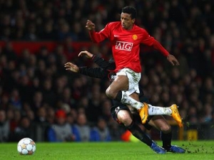 Manchester si pojistil Naniho, prodloužil s ním smlouvu