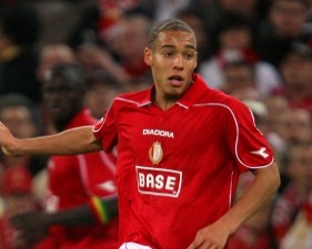 Witsel za brutální faul před soud
