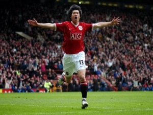 Manchester United se dohodl na nové smlouvě s fotbalistou Park Či-sungem