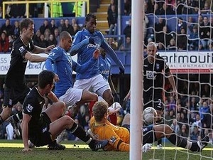 Souhrn čtvrtfinálových utkání FA Cupu: Portsmouth je v semifinále, londýnské derby nemělo vítěze