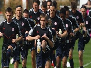 Van Gaal očekává defenzivní Inter a maximální nasazení svého týmu