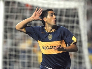 Argentinec Riquelme skončil v 36 letech s fotbalem
