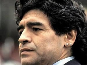 Maradona je po operaci, v Dubaji mu odstranili ledvinové kameny