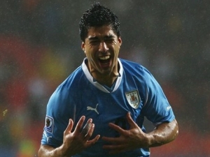 Luis Suaréz: Střelec, trochu simulant, ale hlavně hrdina Uruguaye