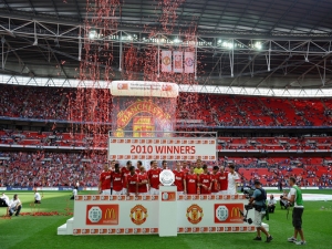 Manchester United oplatil Chelsea porážku z loňského ročníku a raduje se ze zisku trofeje Community Shield