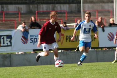 První ze tří semifinálových kol Nike Premier Cupu 2010 je odehráno
