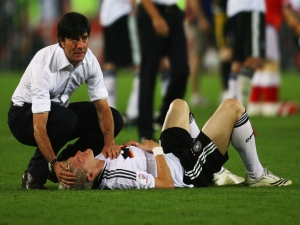 Aktuality dne LIVE: Schweinsteiger bude scházet Německu v kvalifikačních zápasech na Euro 2012, Bayern nenavštíví Oktoberfest