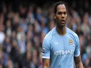 Lescott tvrdí, že musí opustit City
