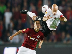 Sparťan Kadlec je po operaci lebky