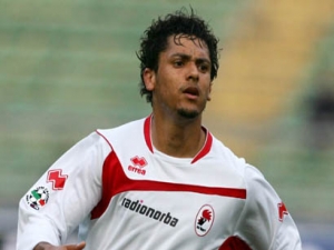 Barreto překvapivě neprošel zdravotní prohlídkou, zůstává v Bari 
