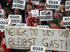Neuer jede do nepřátelského prostředí. Do Bayernu