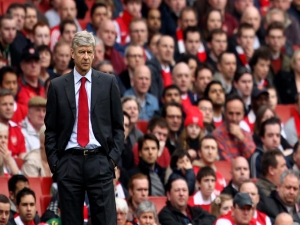 Wenger - Manchester United je stále favoritem na titul