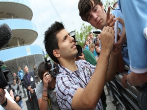 Sergio Agüero prozradil, kdo ho přesvědčil přestoupit do Manchesteru City 