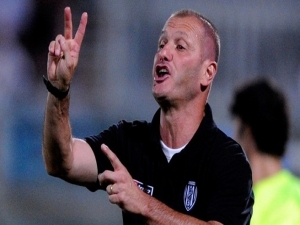 Bologna vyhodila trenéra Bisoliho. Nahradí ho Donadoni?